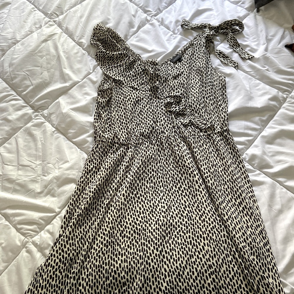 Who What Wear size L patterened dress